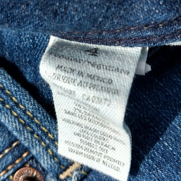 AEO Jeans - Picture 3 of 3